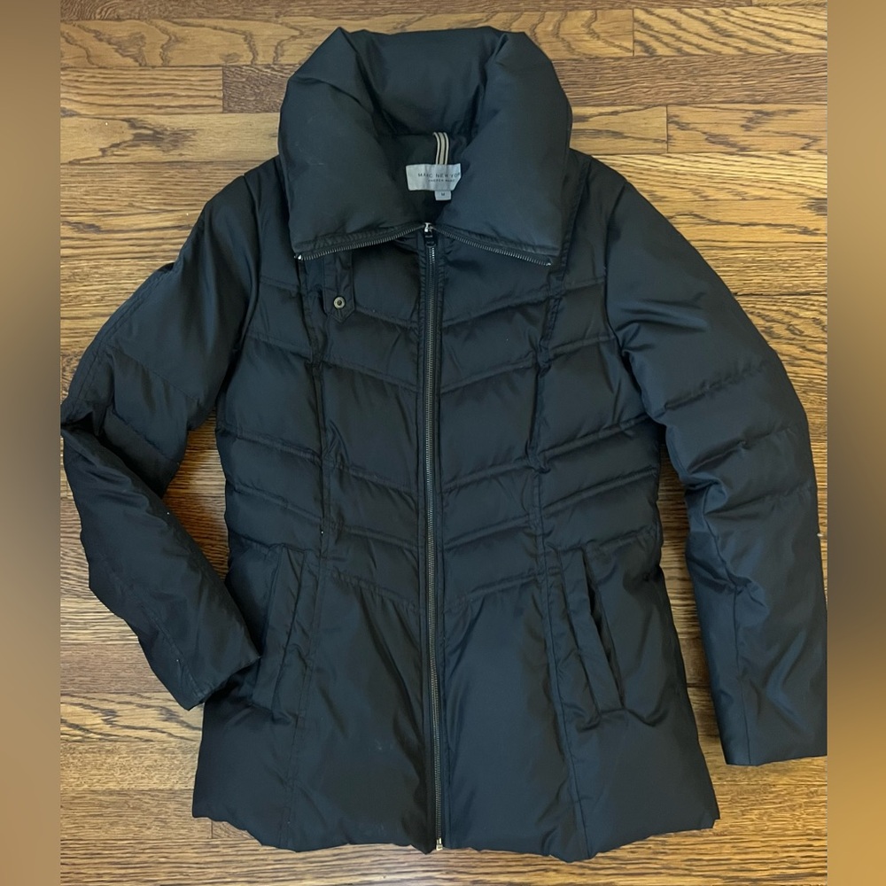 Andrew Marc blk down coat